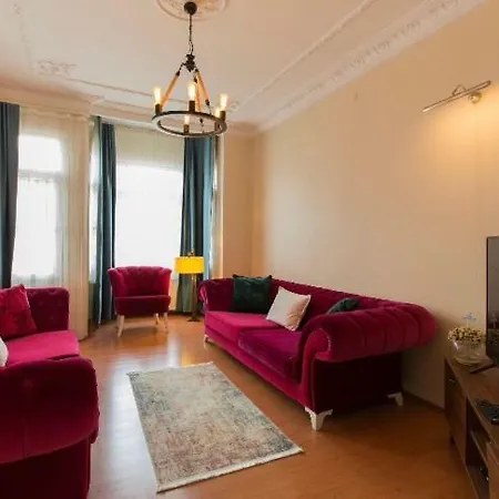Zentrale Ferienwohnung Mit Meeresblick Nahe Taksim Und Galataturm * 伊斯坦布尔