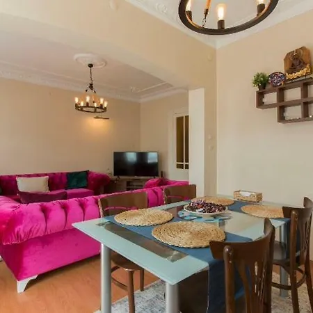 Zentrale Ferienwohnung Mit Meeresblick Nahe Taksim Und Galataturm 公寓