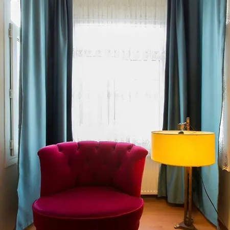 Zentrale Ferienwohnung Mit Meeresblick Nahe Taksim Und Galataturm 公寓 *